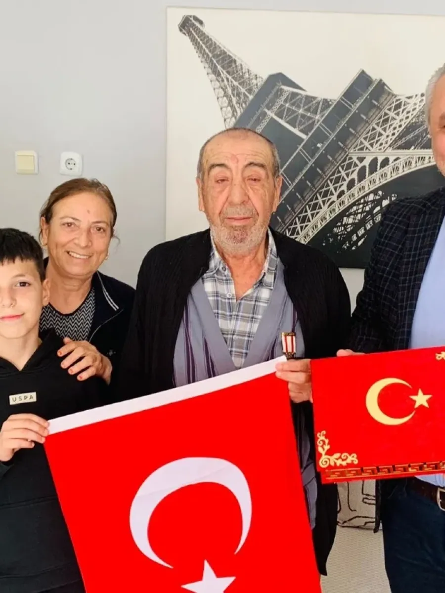 Kocaeli İzmit Belediyesi, gazilere vefa ziyaretlerini sürdürüyor